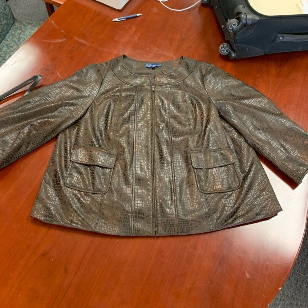 Susan Graver Alligator Embossed Jacket sz 2X